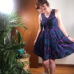 NWT Trina Turk Abstract Pattern Dress